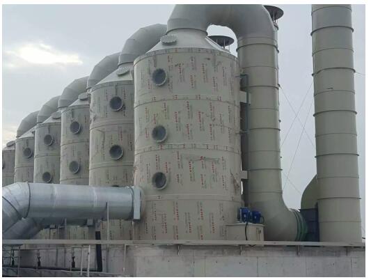 酸污處理塔項目生產(chǎn)現(xiàn)場